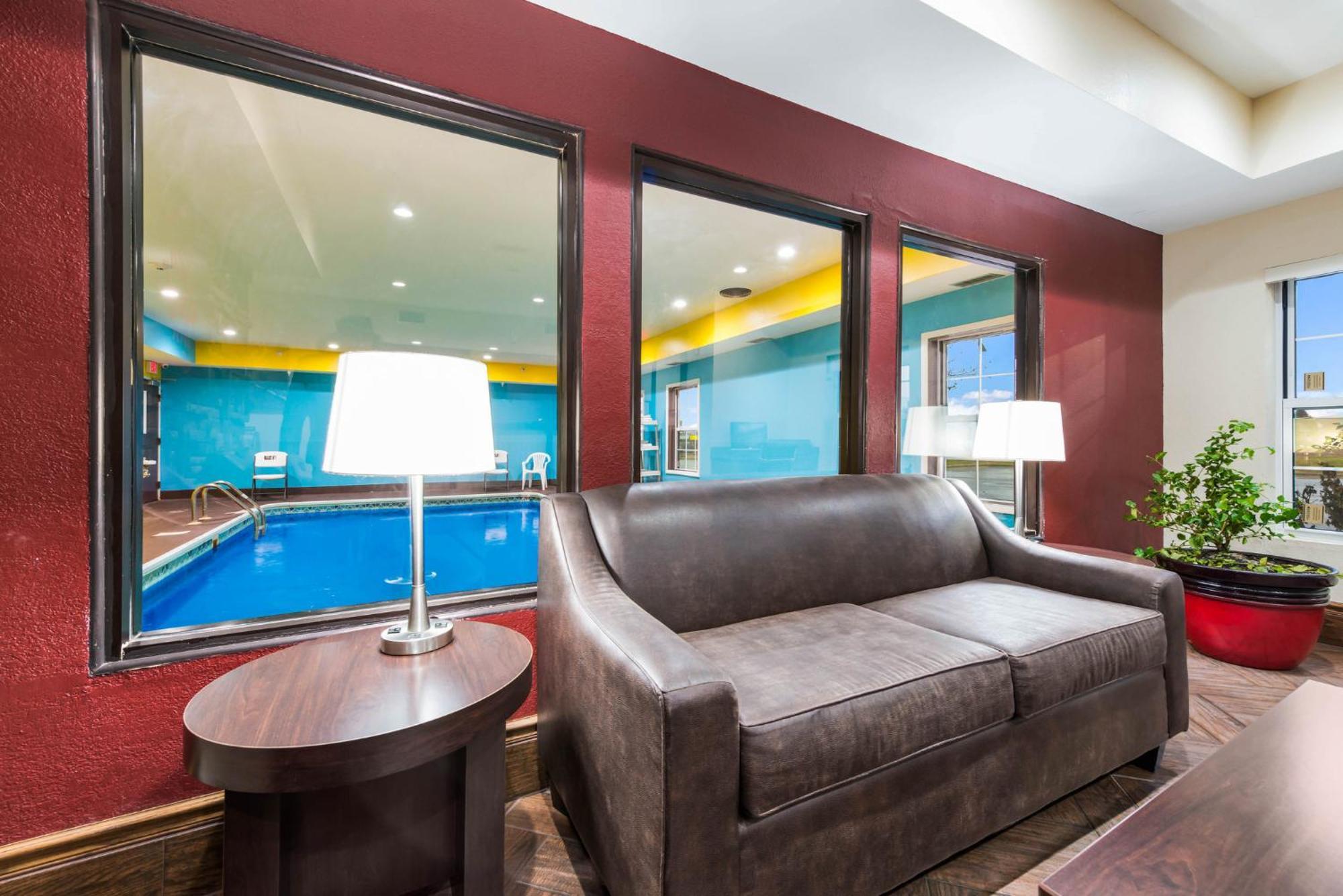 Red Roof Inn & Suites Monee Ngoại thất bức ảnh
