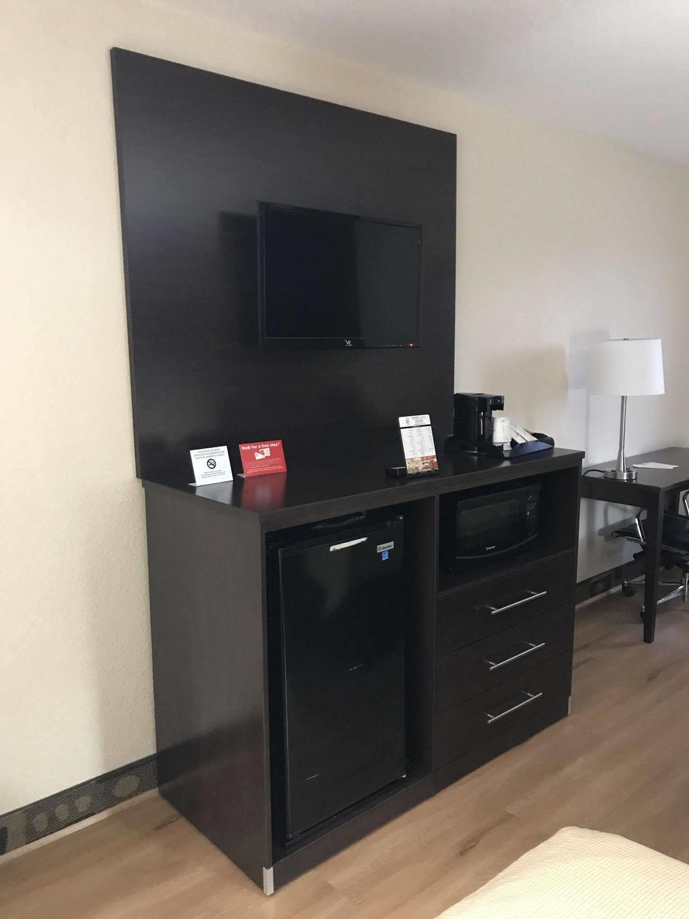 Red Roof Inn & Suites Monee Ngoại thất bức ảnh